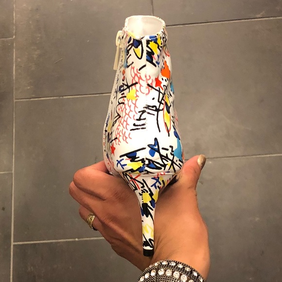 NWT - Art Basel Low Art Graphic Heels - Picture 5 of 5